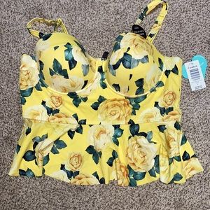 NWT Torrid Vixen Peplum Swim Top